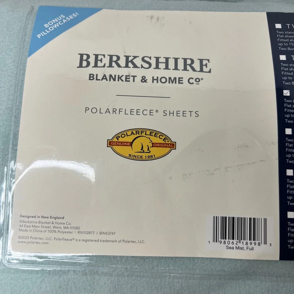 Berkshire Blanket & Home Co Full Size Sea‎ Mist 2 xtra Pillowcases